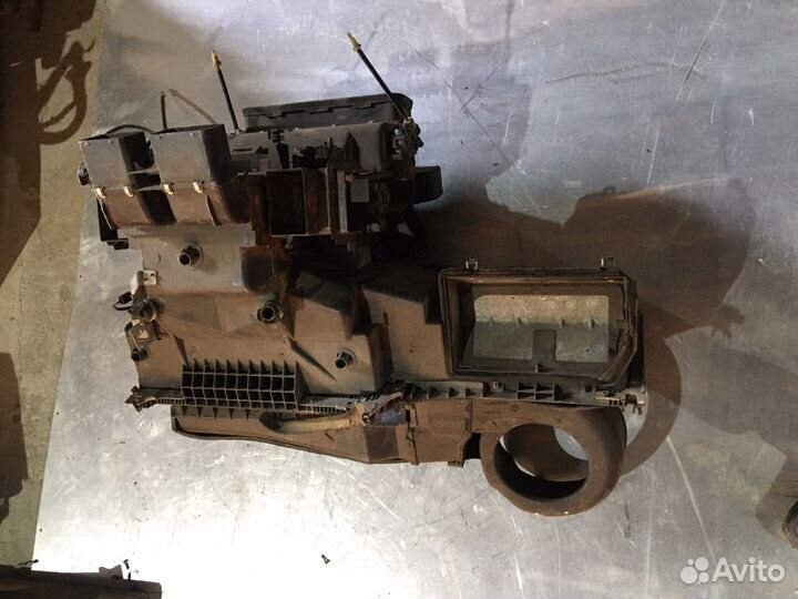 Корпус печки Mercedes W140