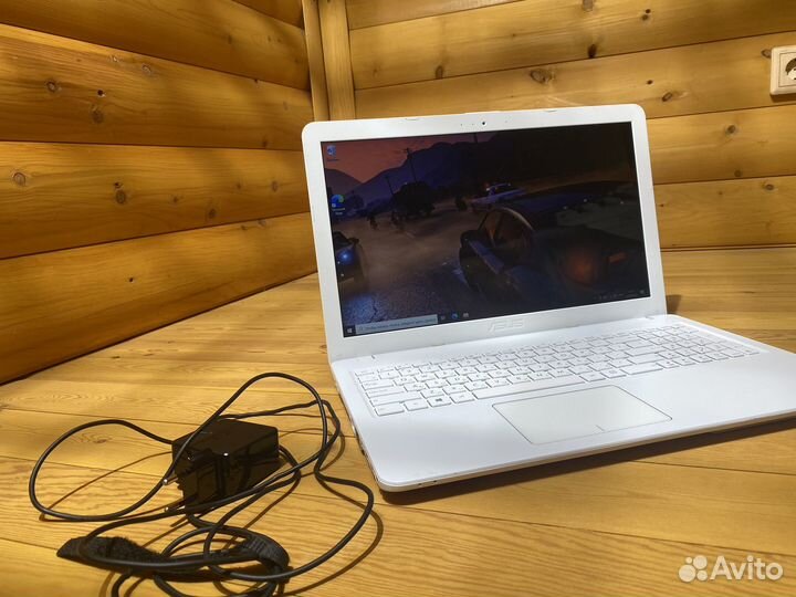 Офисный ноутбук Asus/4gb/460gb