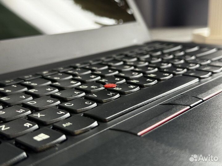 Мощный ноутбук 14 FHD как новый