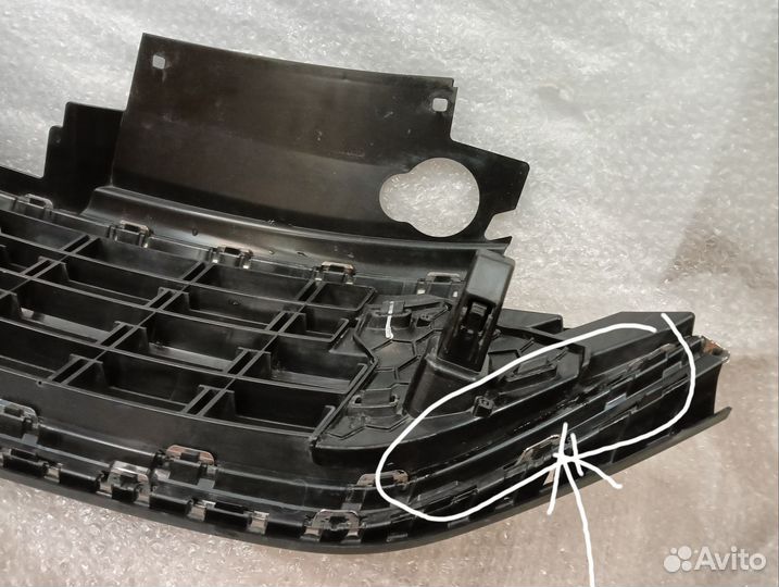 Решетка радиатора на Volkswagen polo с 2020г