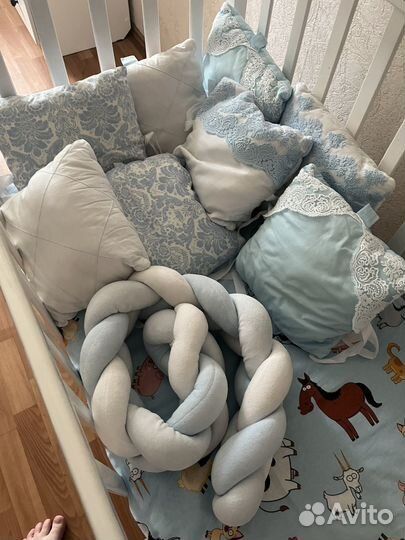 Бортики в кроватку