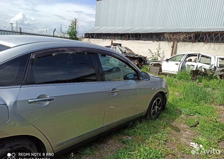 Дверь Nissan Bluebird Sylphy g11