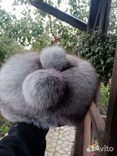 Зимняя шапка голубой песец