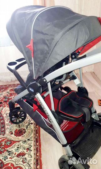 Коляска для погодок Chicco stroll'in'2