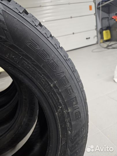 Nokian Tyres Hakkapeliitta 10p SUV 235/55 R18