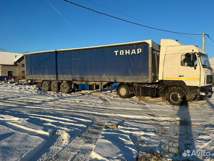 МАЗ 5440А9-1320-031 с полуприцепом, 2012