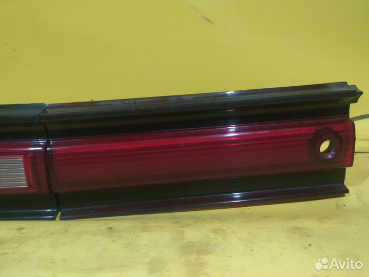 Фонарь задний левый toyota mark 2 X10 1996-2000