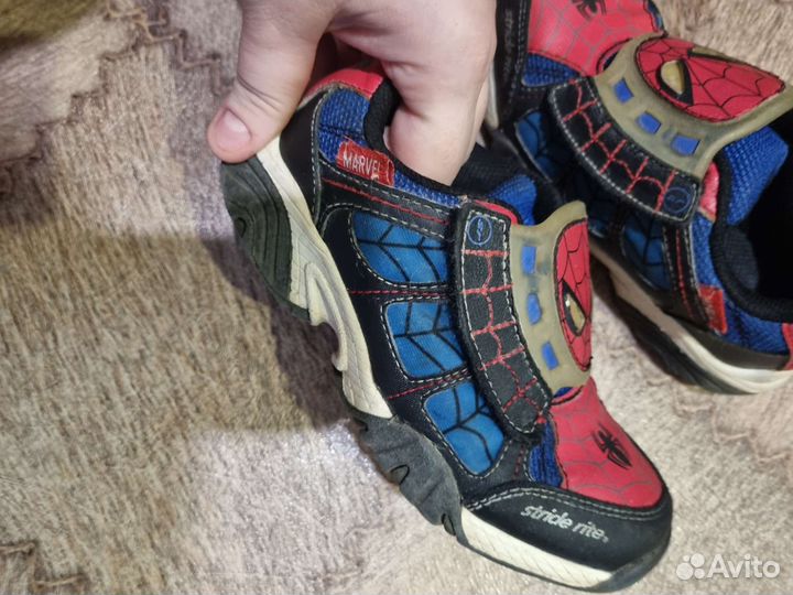 Marvel. Человек паук кроссовки. 30