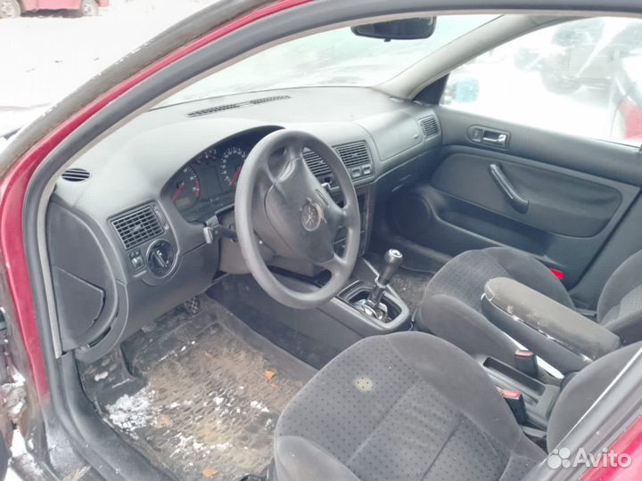 Vw golf 4 в разбор, по запчастям