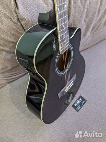 Электроакустическая гитара новая в коробке