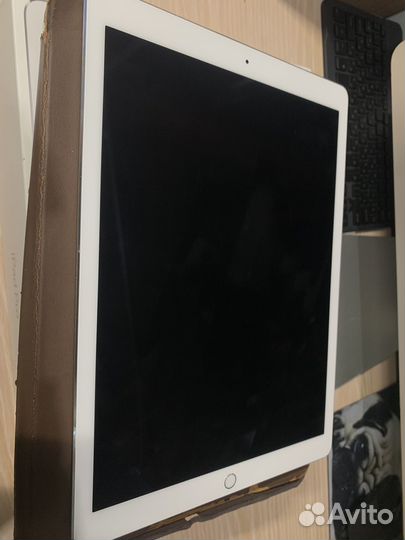 iPad pro 12.9 2017 64 gb wi-fi + cellular