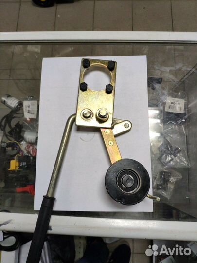 Натяжное устройство к роторной косилке заря