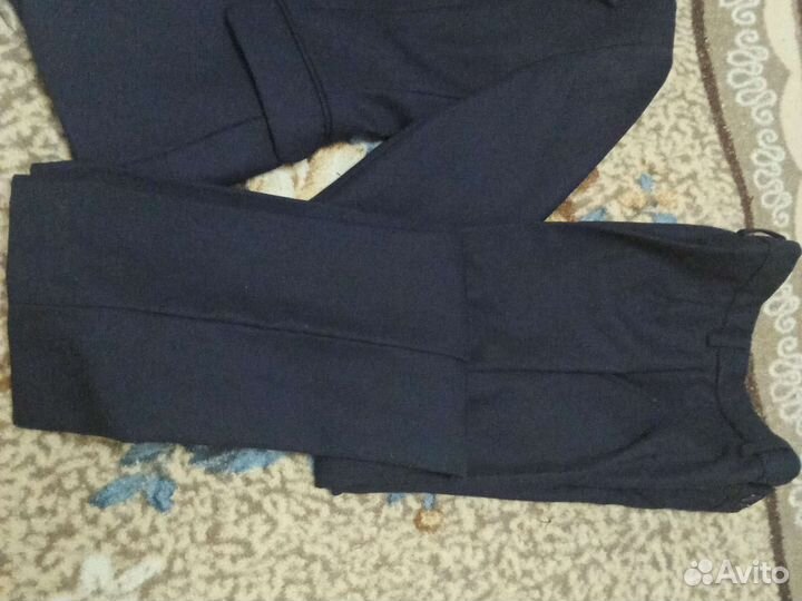 Школьный костюм для мальчика 128, рубашки, брюки