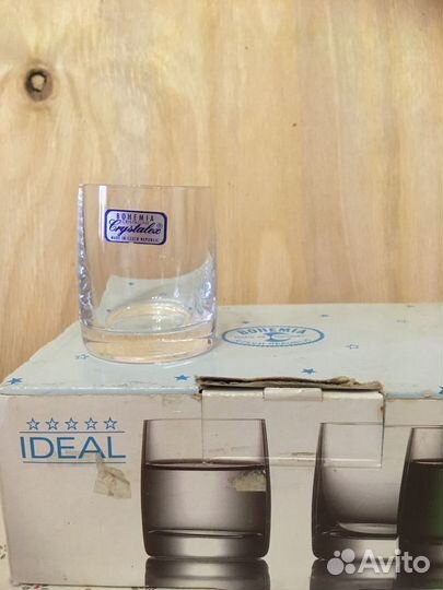 Продаю набор стаканов для водки