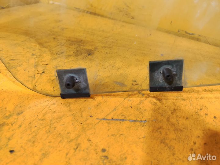 Стекло переднее правое для Renault Logan 1