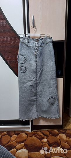 Джинсовая юбка длинная с разрезом