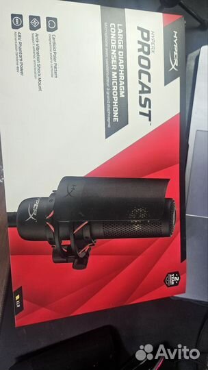 Студийный микрофон