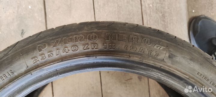 Pirelli P Zero Nero GT 235/40 R18
