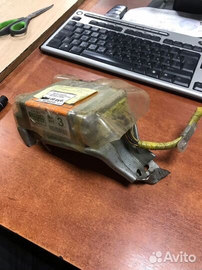 Блок управления airbag Toyota Corolla AE110