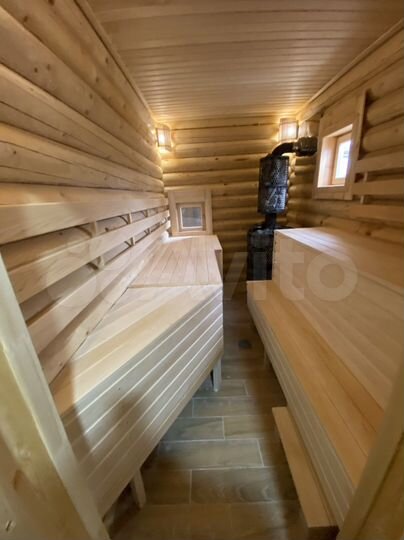 Дом 100 м² на участке 4 сот.