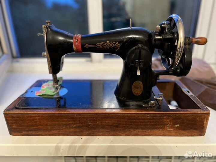 Швейная машинка