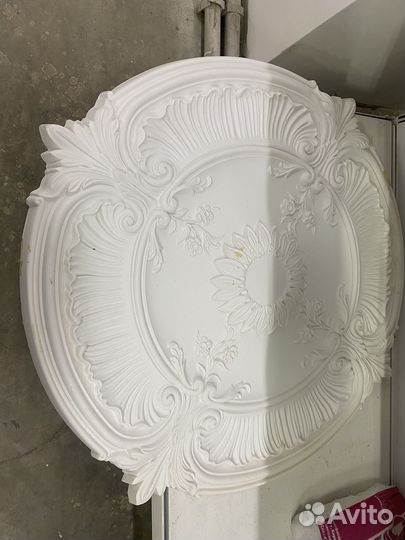 Розетка потолочная