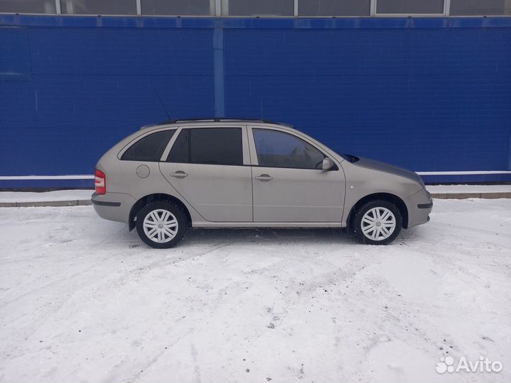 Skoda Fabia 1.2 МТ, 2007, 240 000 км