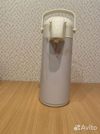 Термос новый