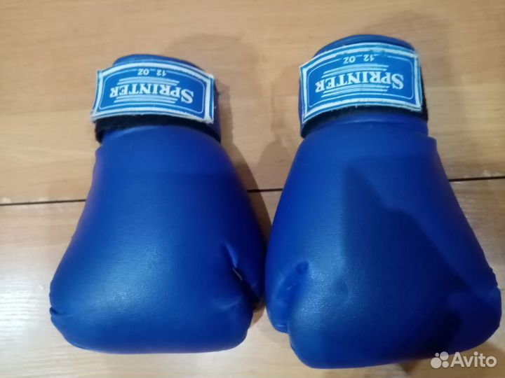 Боксерские перчатки 12 oz