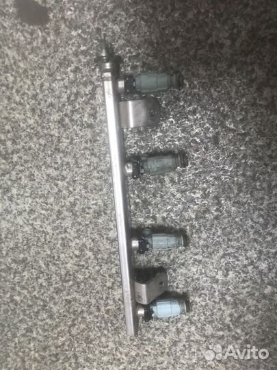 Рейка рампа топливная Rio 3 Solaris