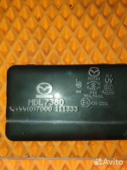 Стекло двери передней левой Mazda6 GJ