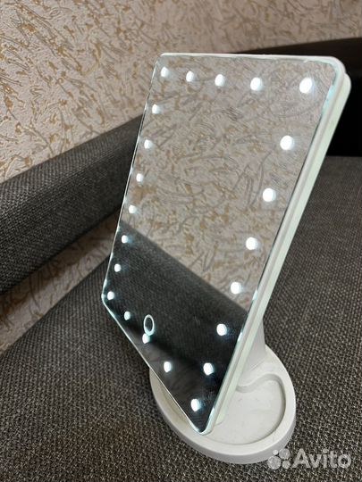 Лампа настольная