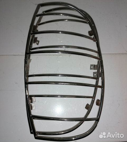 Защита задних фонарей Chevrolet Niva