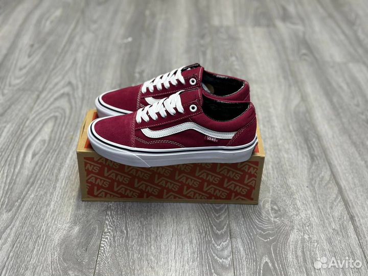 Кроссовки Vans