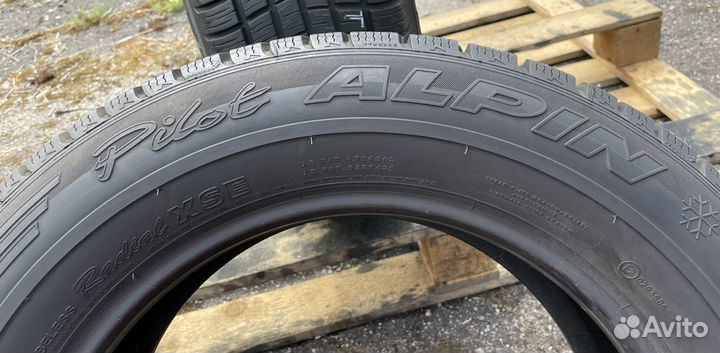 Michelin Pilot Alpin Radial XSE 225/60 R16