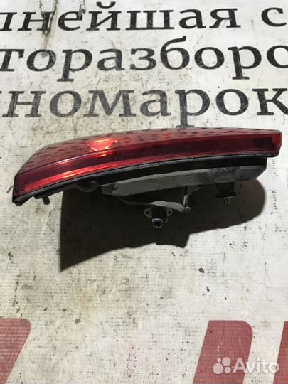 Фонарь задний внутренний правый Citroen C-Crosser