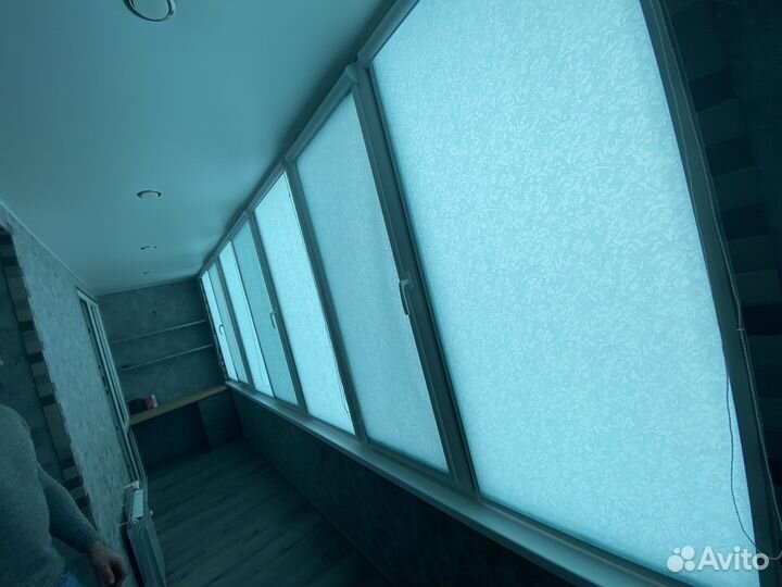 Жалюзи и рулонные шторы на окна