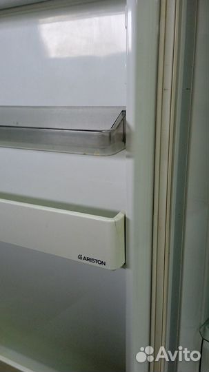 Встраиваемый холодильник Ariston доставка гарантия