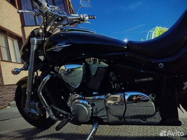 Suzuki Boulevard M109R