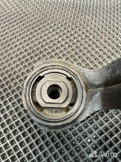 Рычаг подвески нижний передний левый Opel Omega CD