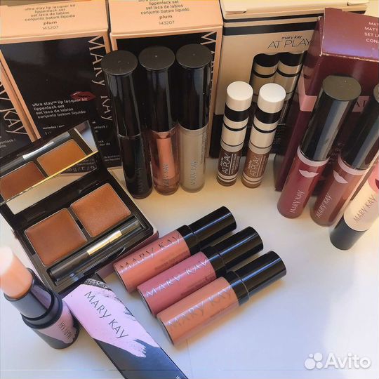 Жидкая помада, бальзам Mary Kay