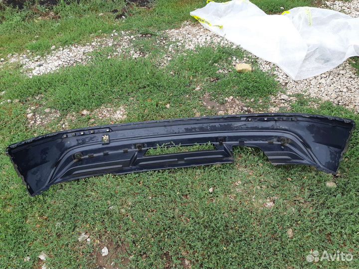 Спойлер заднего бампера tiguan 2