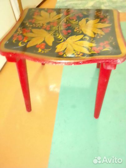 Продам детский стульчик. Хохломская роспись