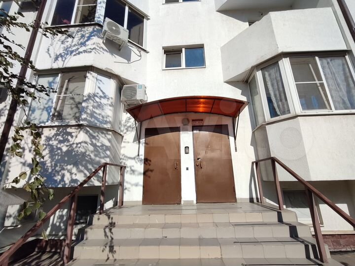 1-к. квартира, 37,7 м², 1/4 эт.