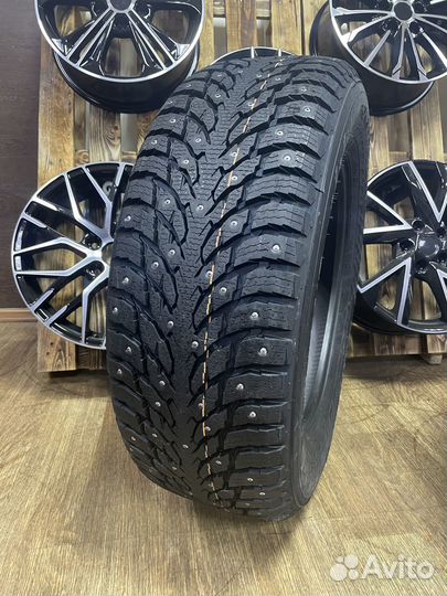 Nokian Tyres Hakkapeliitta 9 SUV 265/70 R17 115T