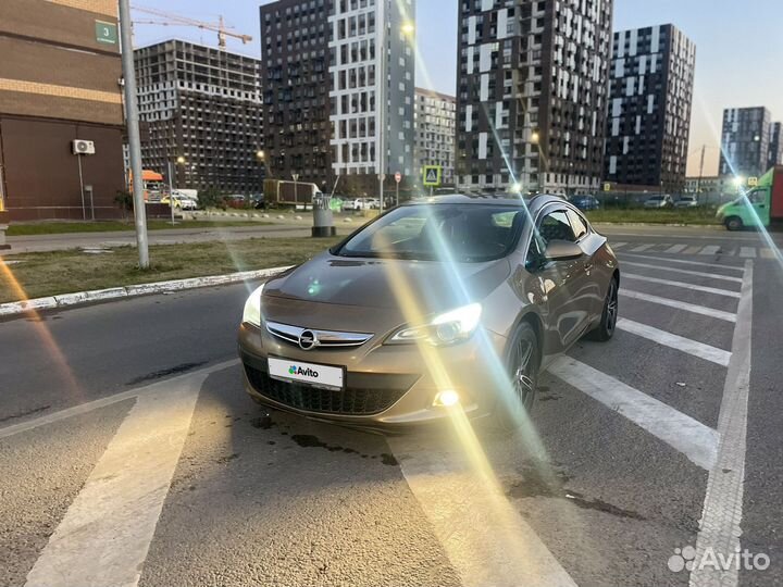 Opel Astra GTC 1.4 AT, 2013, 110 000 км