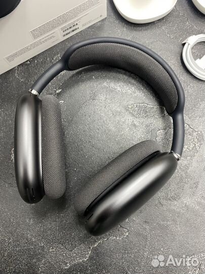 AirPods Max Black оригинал (на гарантии)