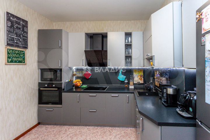 3-к. квартира, 83,3 м², 15/17 эт.