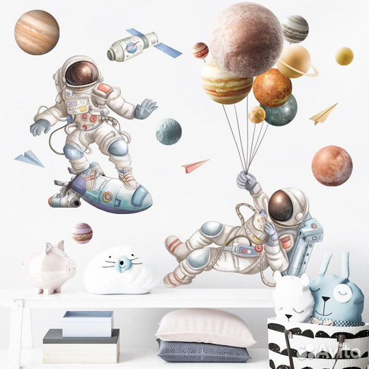 Интерьерные наклейки