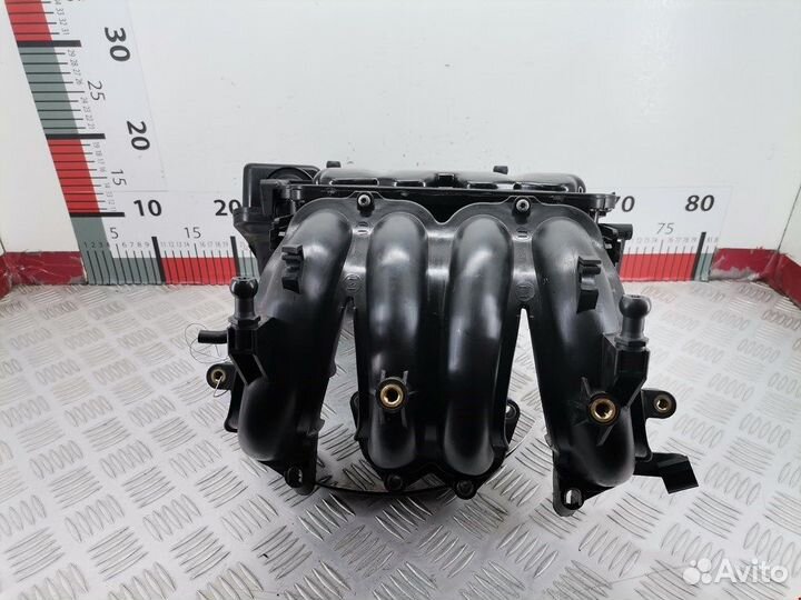 Коллектор впускной для Audi A3 8L 06A133203DR